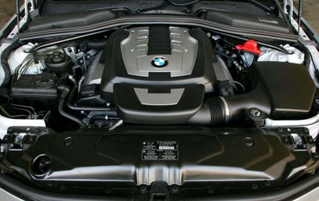 R 550i DƬ D 