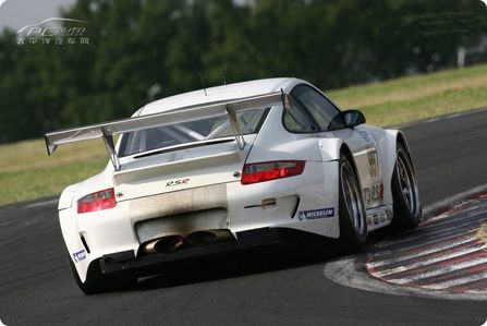 r 911GT3 RSR DƬ D 